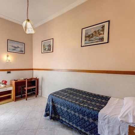 Guest Planet Hotel Rome Buitenkant foto